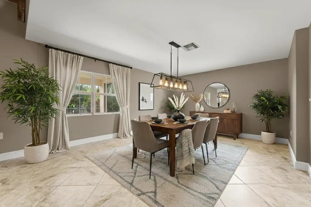 4572 White Cedar Lane Delray Beach FL 33445