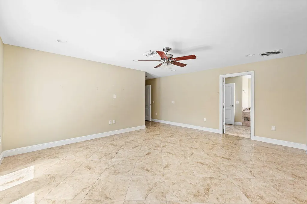 4572 White Cedar Lane Delray Beach FL 33445