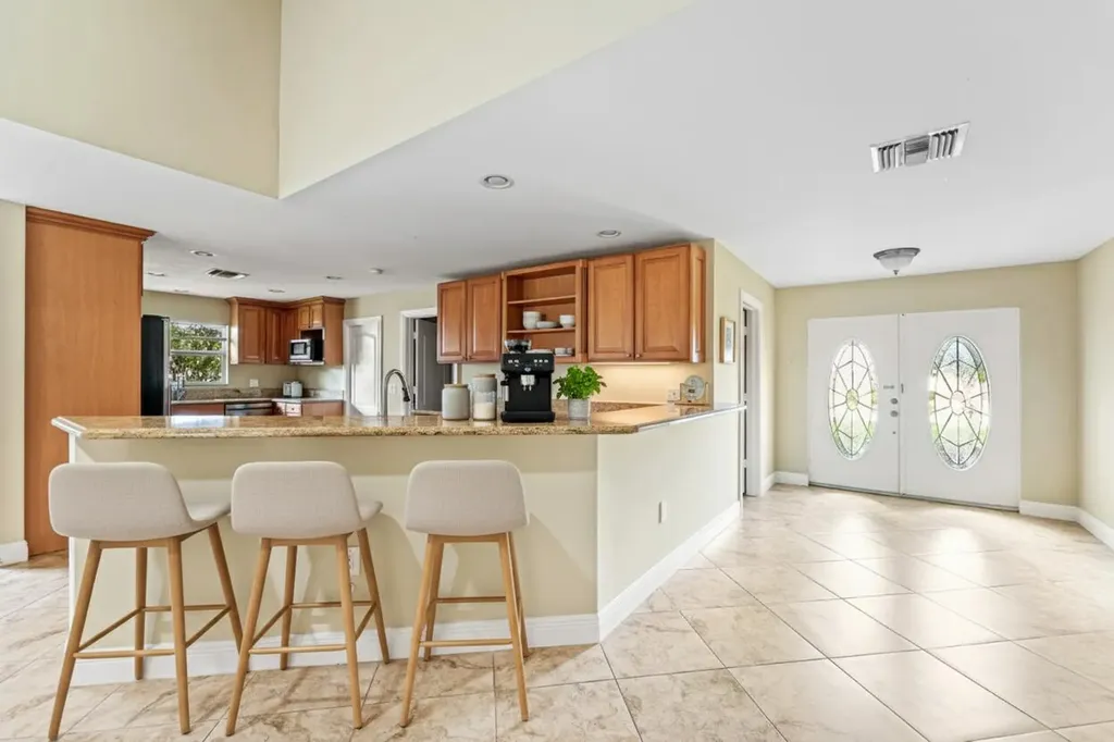 4572 White Cedar Lane Delray Beach FL 33445