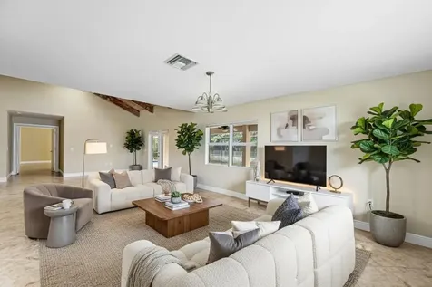 4572 White Cedar Lane Delray Beach FL 33445