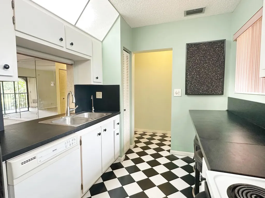 924 SW 9th Street Circle Boca Raton FL 33486
