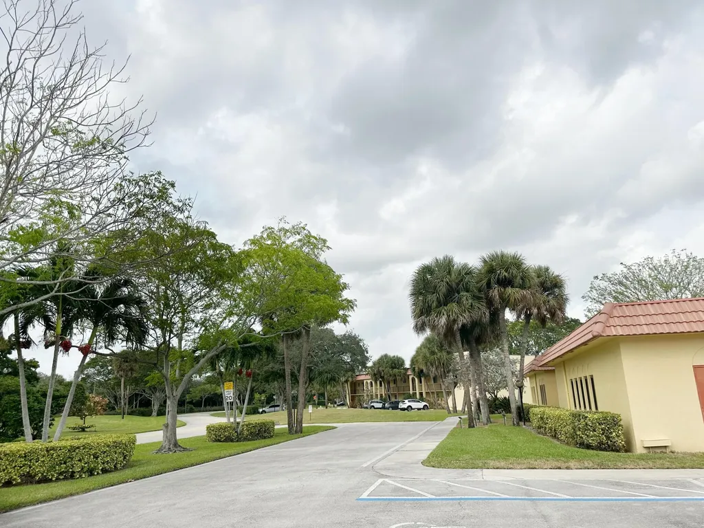 924 SW 9th Street Circle Boca Raton FL 33486
