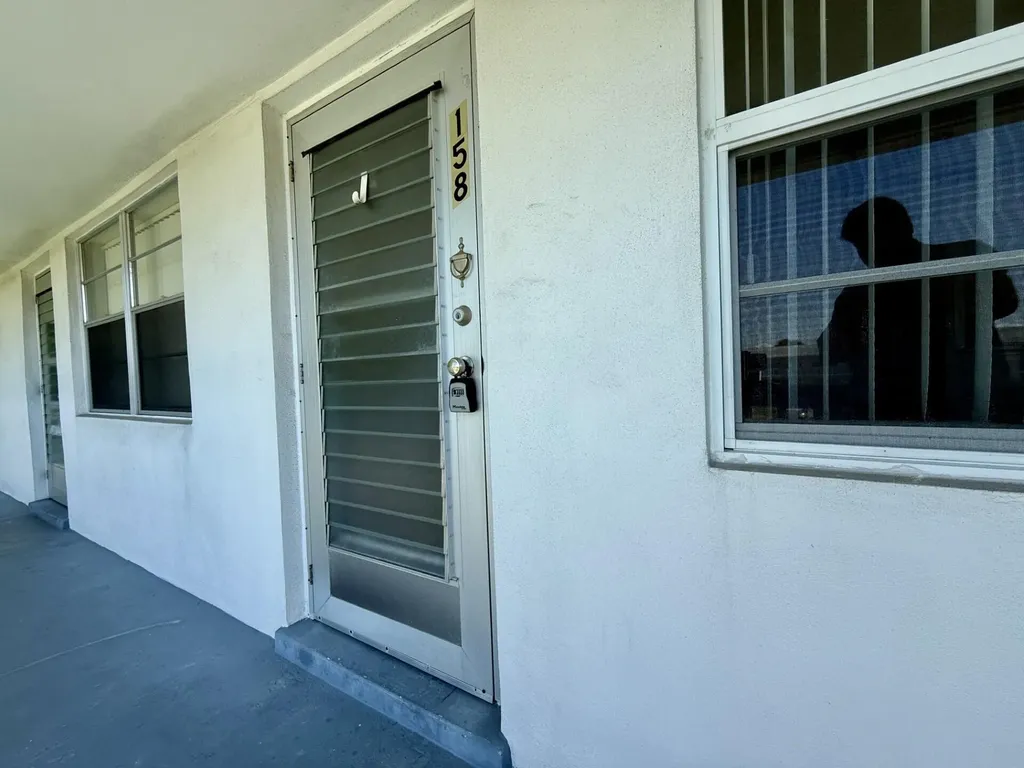 158 Easthampton G West Palm Beach FL 33417