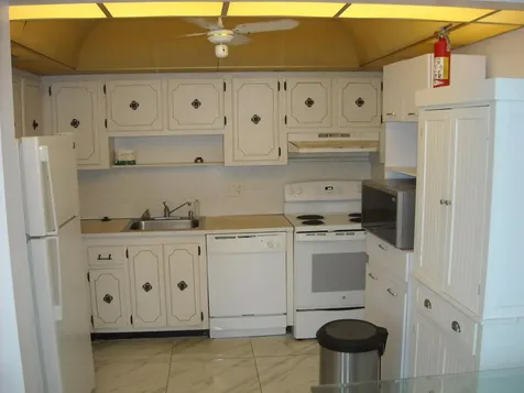 103 Greenbrier C West Palm Beach FL 33417