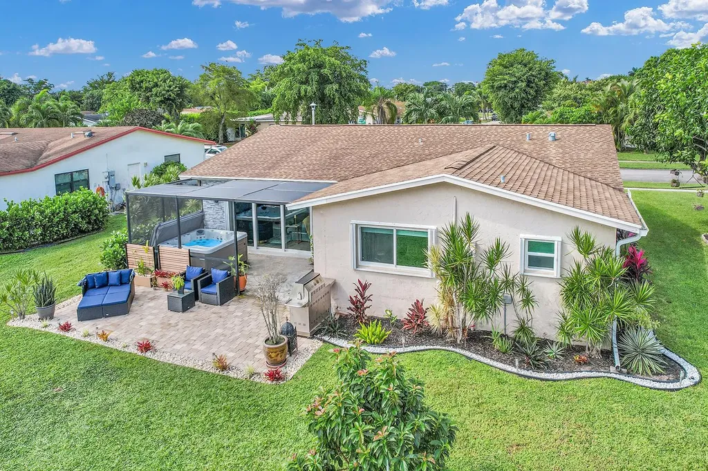 14624 Country Side Lane Delray Beach FL 33484