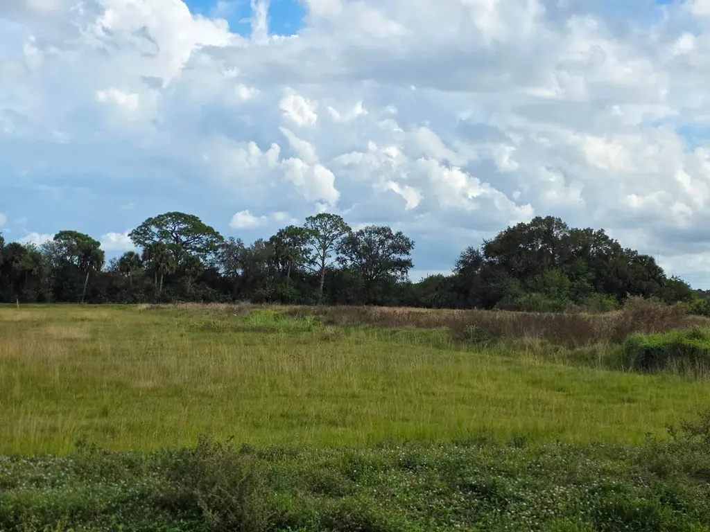 1132 NE 48th Avenue Okeechobee FL 34972