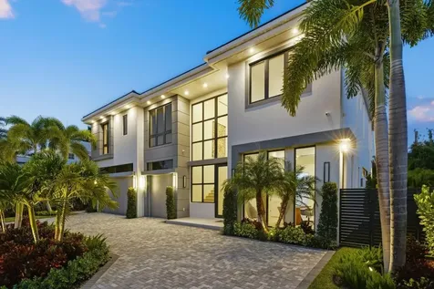 1050 NE 3rd Avenue Boca Raton FL 33432