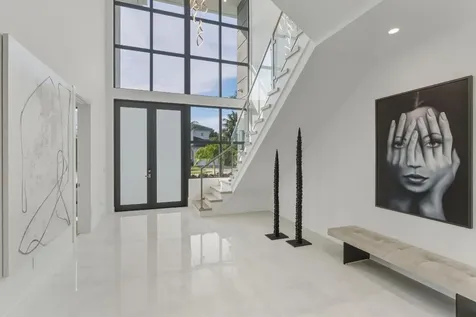 1050 NE 3rd Avenue Boca Raton FL 33432