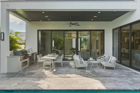 1050 NE 3rd Avenue Boca Raton FL 33432