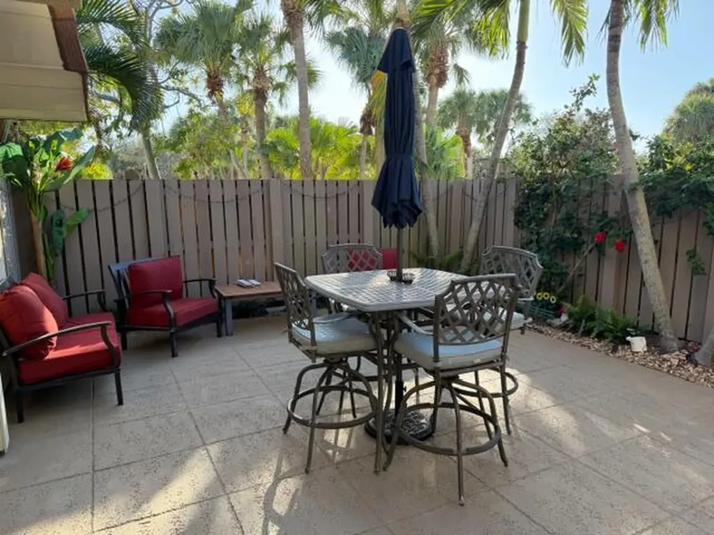 2813 28th Court Jupiter FL 33477