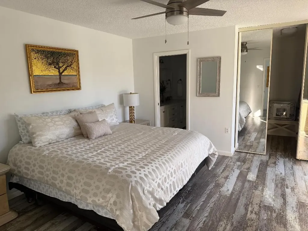 2813 28th Court Jupiter FL 33477