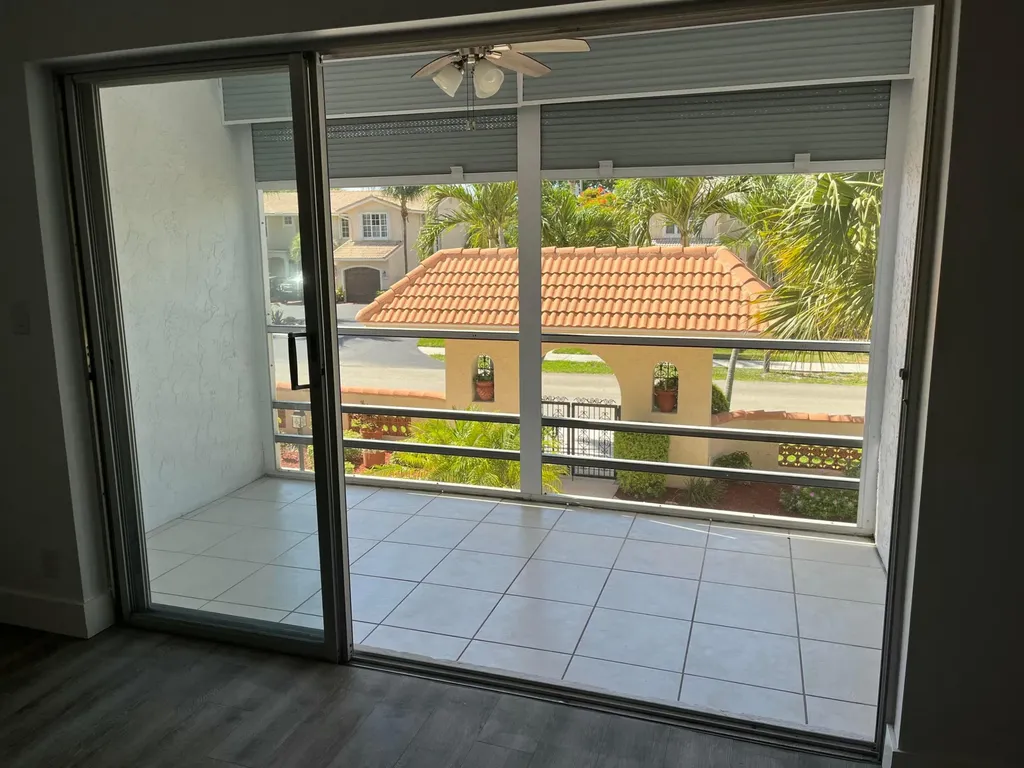 331 SW 8th Street Boca Raton FL 33432