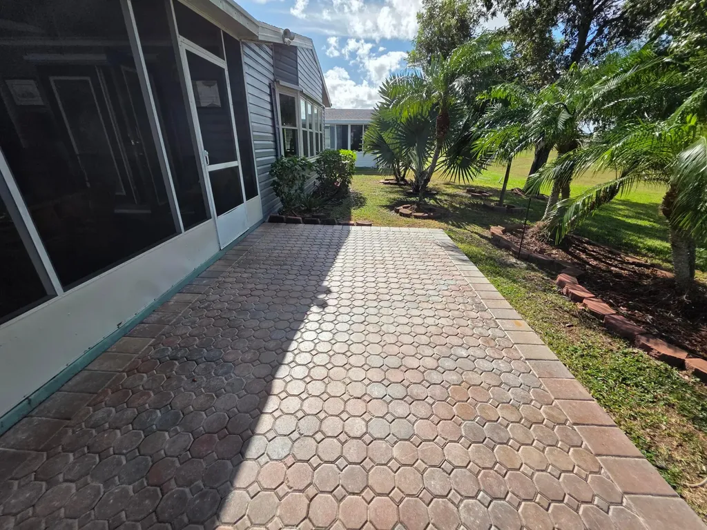 7933 Meadowlark Lane Port St Lucie FL 34952
