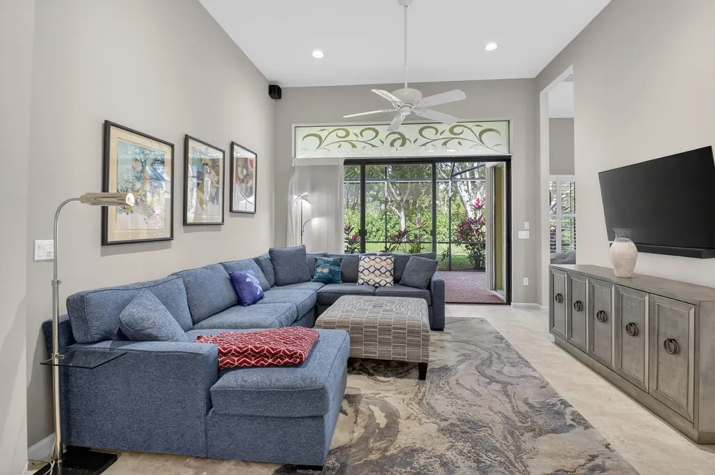 9822 Isles Cay Drive Delray Beach FL 33446