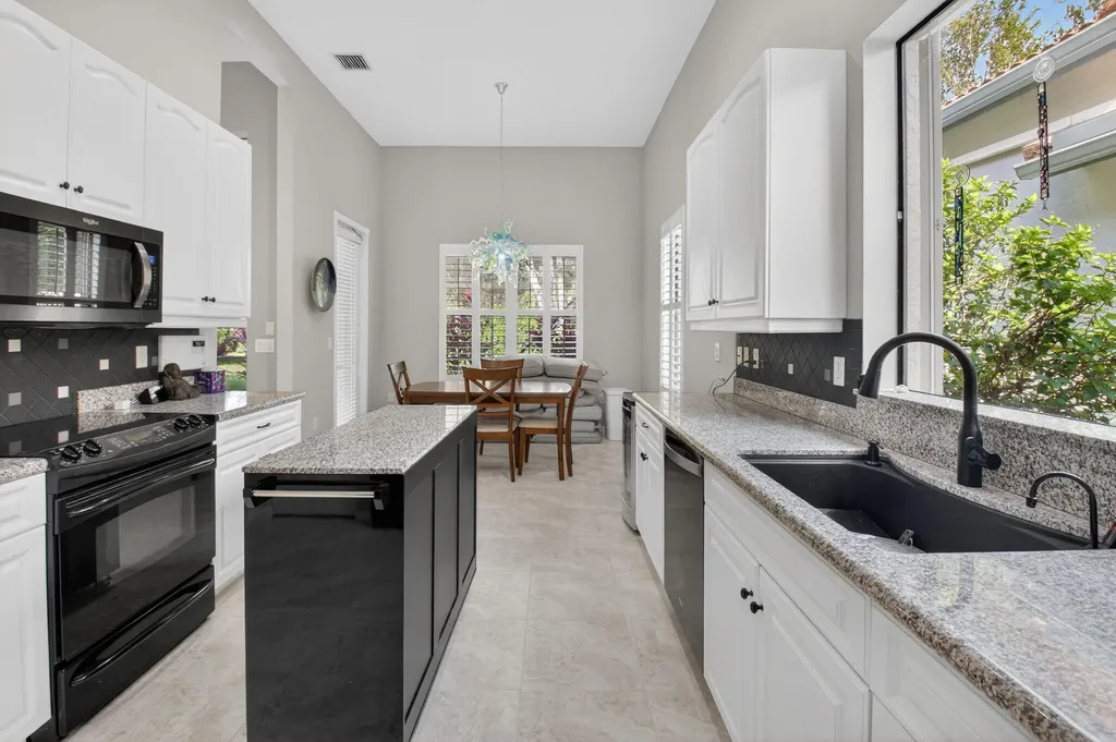 9822 Isles Cay Drive Delray Beach FL 33446