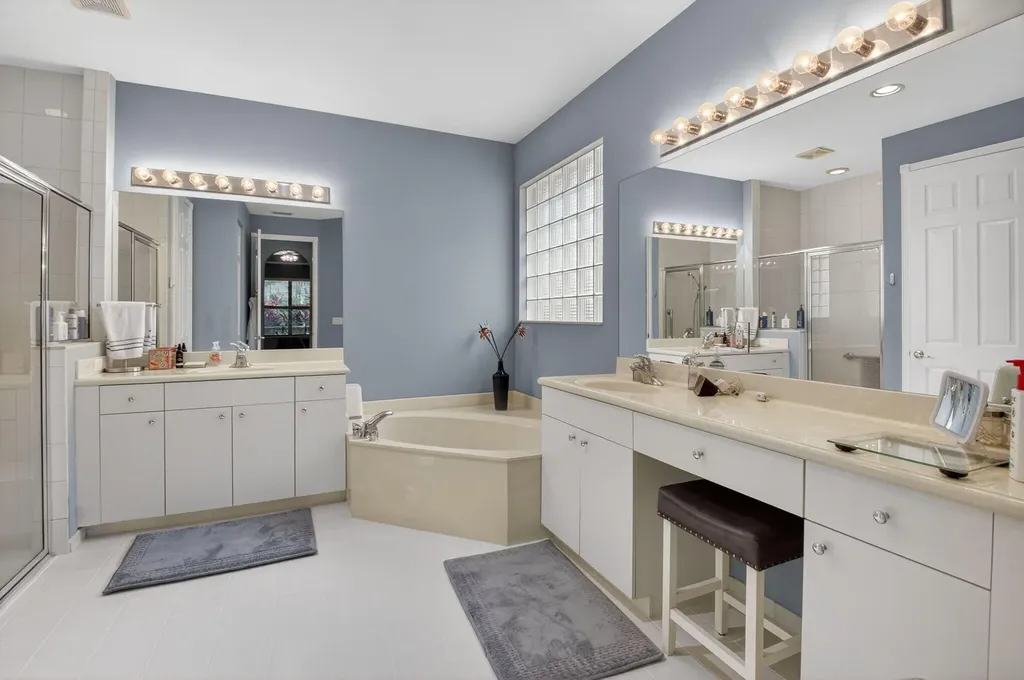 9822 Isles Cay Drive Delray Beach FL 33446