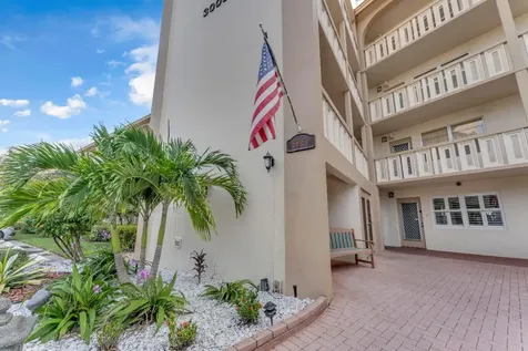 3003 Portofino Isle Coconut Creek FL 33066