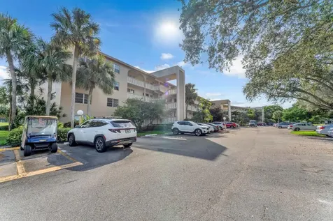 3003 Portofino Isle Coconut Creek FL 33066