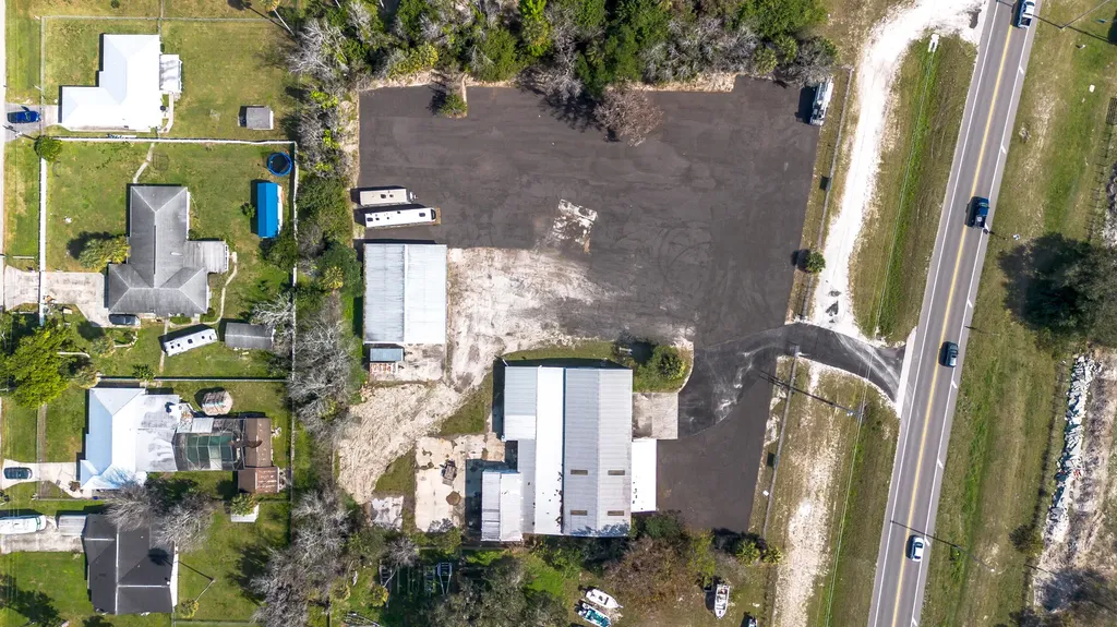 2625 Us 441 Okeechobee FL 34974