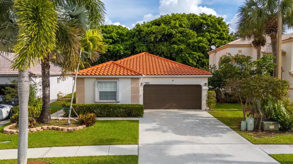 7469 Kingsley Court Lake Worth FL 33467