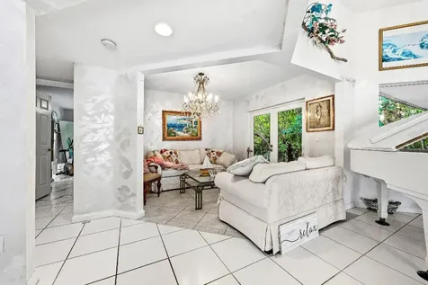800 Lagoon Lane Lantana FL 33462