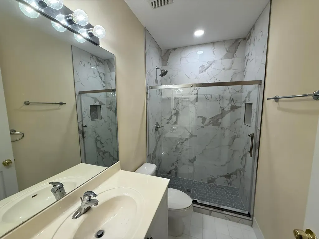 4456 Regal Court Delray Beach FL 33445