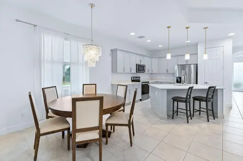 2590 Bella Vista Circle Vero Beach FL 32966