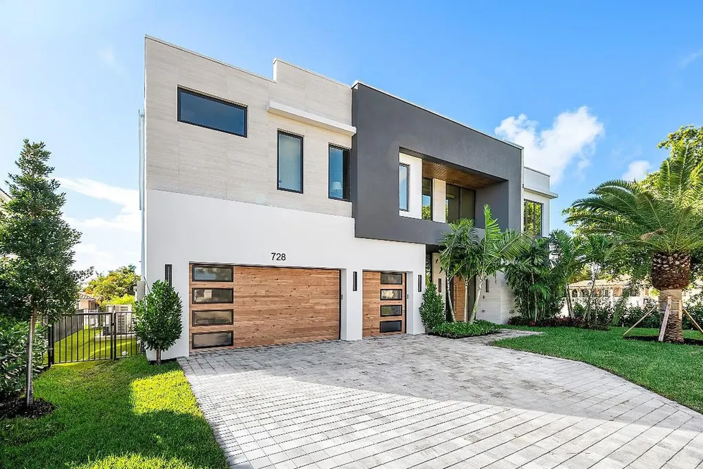 728 Enfield Street Boca Raton FL 33487