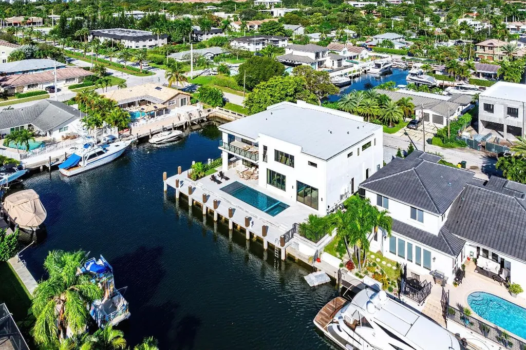 728 Enfield Street Boca Raton FL 33487
