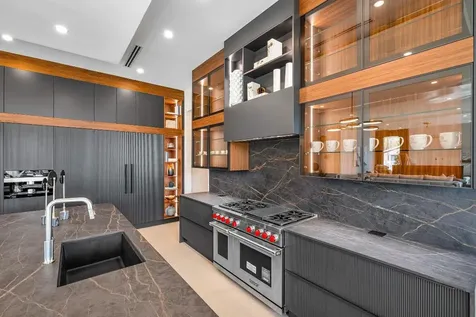 728 Enfield Street Boca Raton FL 33487