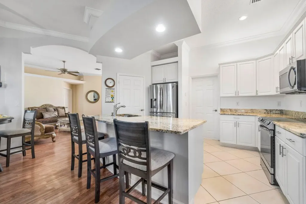 146 Fernwood Crescent Royal Palm Beach FL 33411