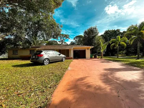 2510 Newport Drive Fort Pierce FL 34982