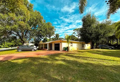 2510 Newport Drive Fort Pierce FL 34982