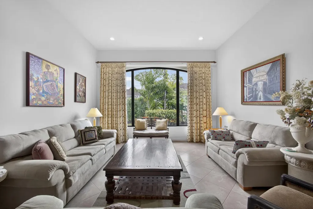 6743 Sparrow Hawk Drive West Palm Beach FL 33412