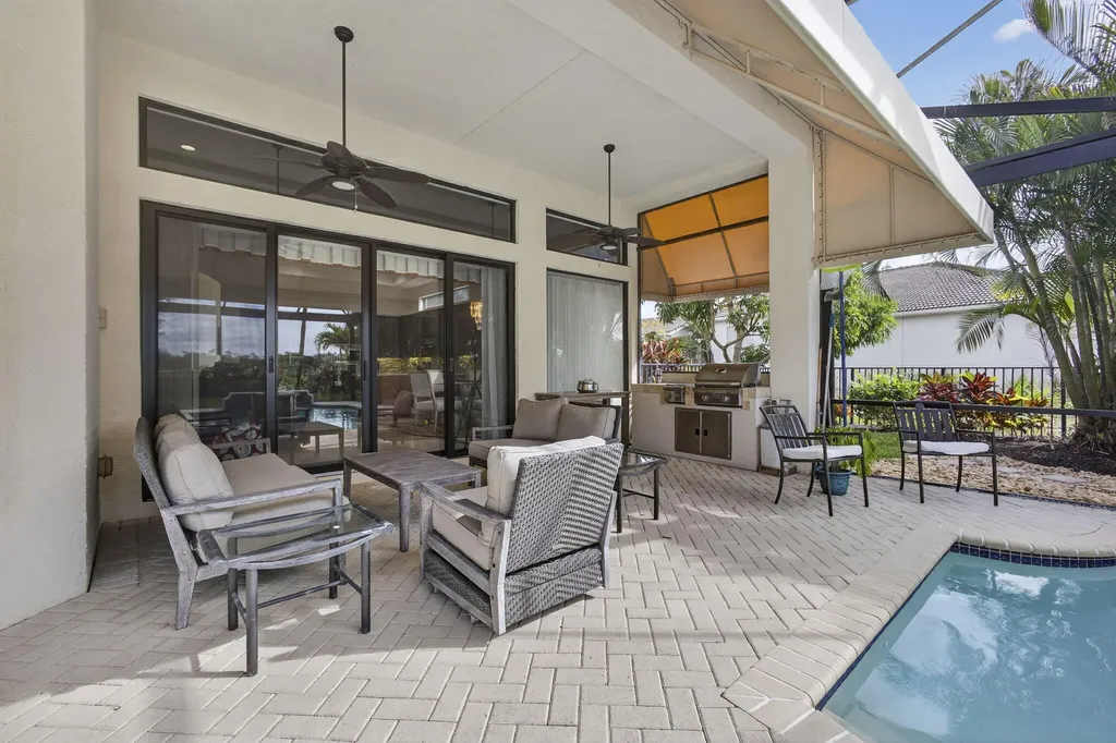 6743 Sparrow Hawk Drive West Palm Beach FL 33412