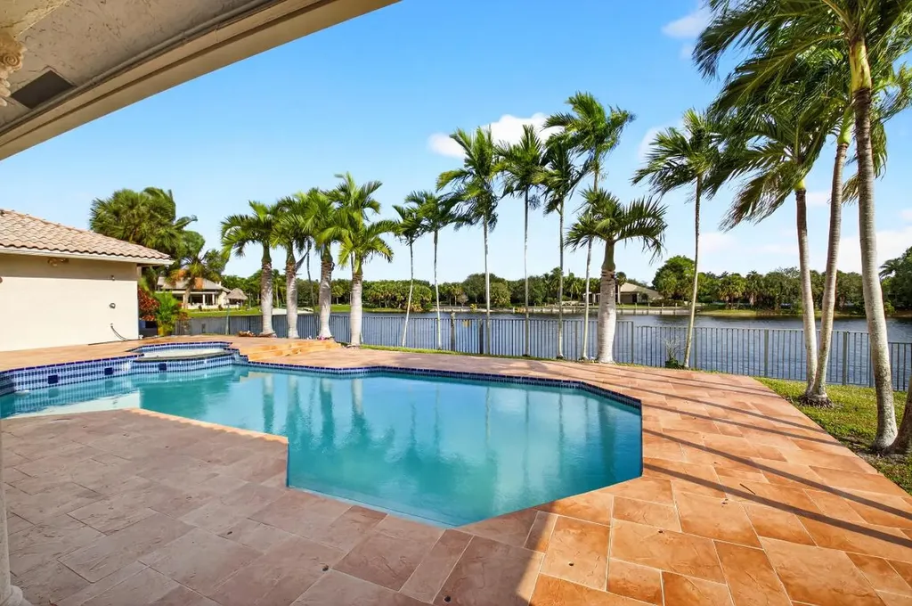 1940 SW 7th Place Boca Raton FL 33486