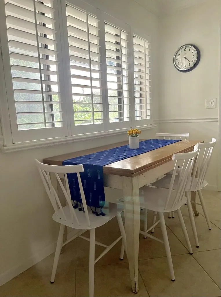 1202 Palm Trail Delray Beach FL 33483