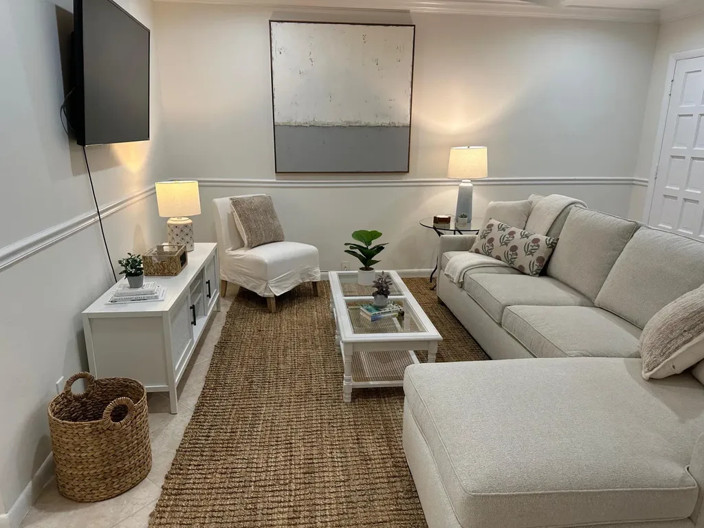 1202 Palm Trail Delray Beach FL 33483