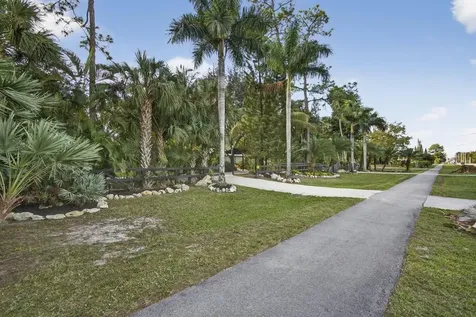 17152 W Sycamore Drive Loxahatchee FL 33470