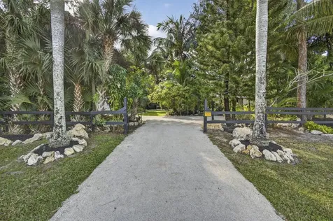 17152 W Sycamore Drive Loxahatchee FL 33470