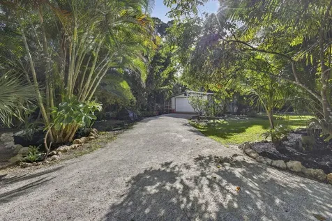 17152 W Sycamore Drive Loxahatchee FL 33470
