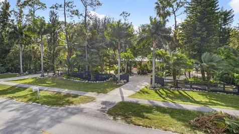 17152 W Sycamore Drive Loxahatchee FL 33470