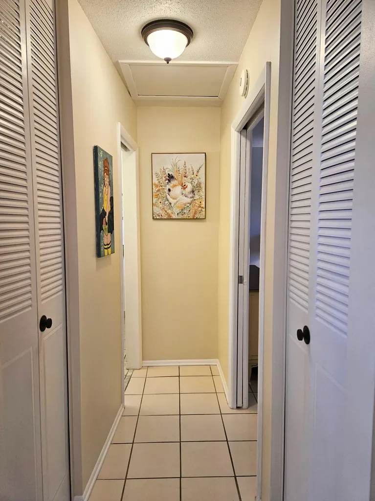 2950 Crosley Drive E West Palm Beach FL 33415