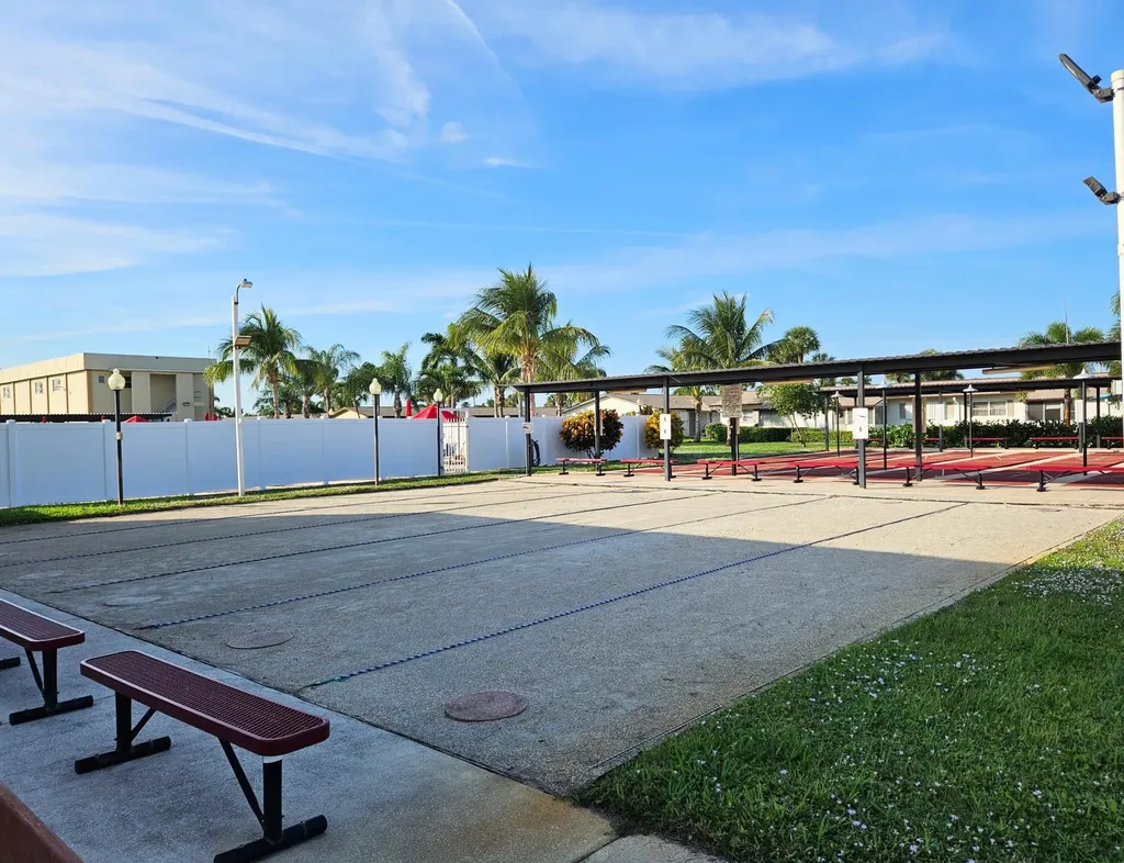 2950 Crosley Drive E West Palm Beach FL 33415