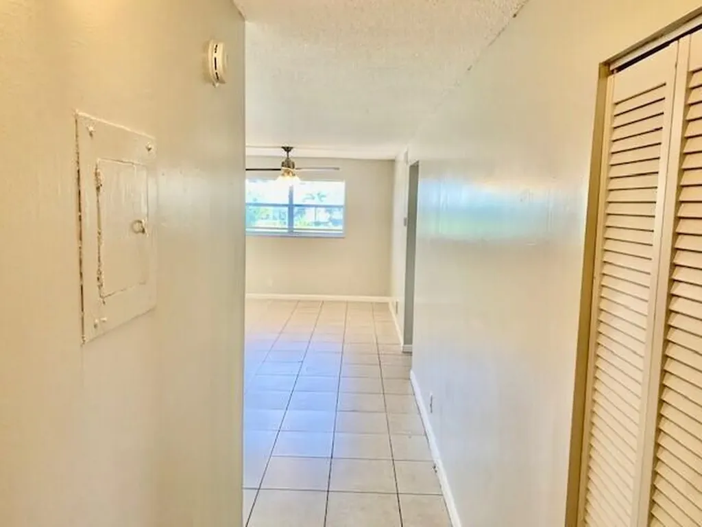 550 SW 2nd Avenue Boca Raton FL 33432