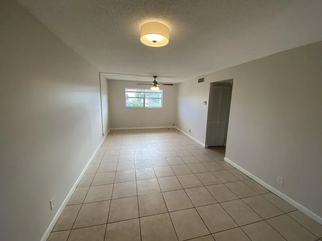550 SW 2nd Avenue Boca Raton FL 33432
