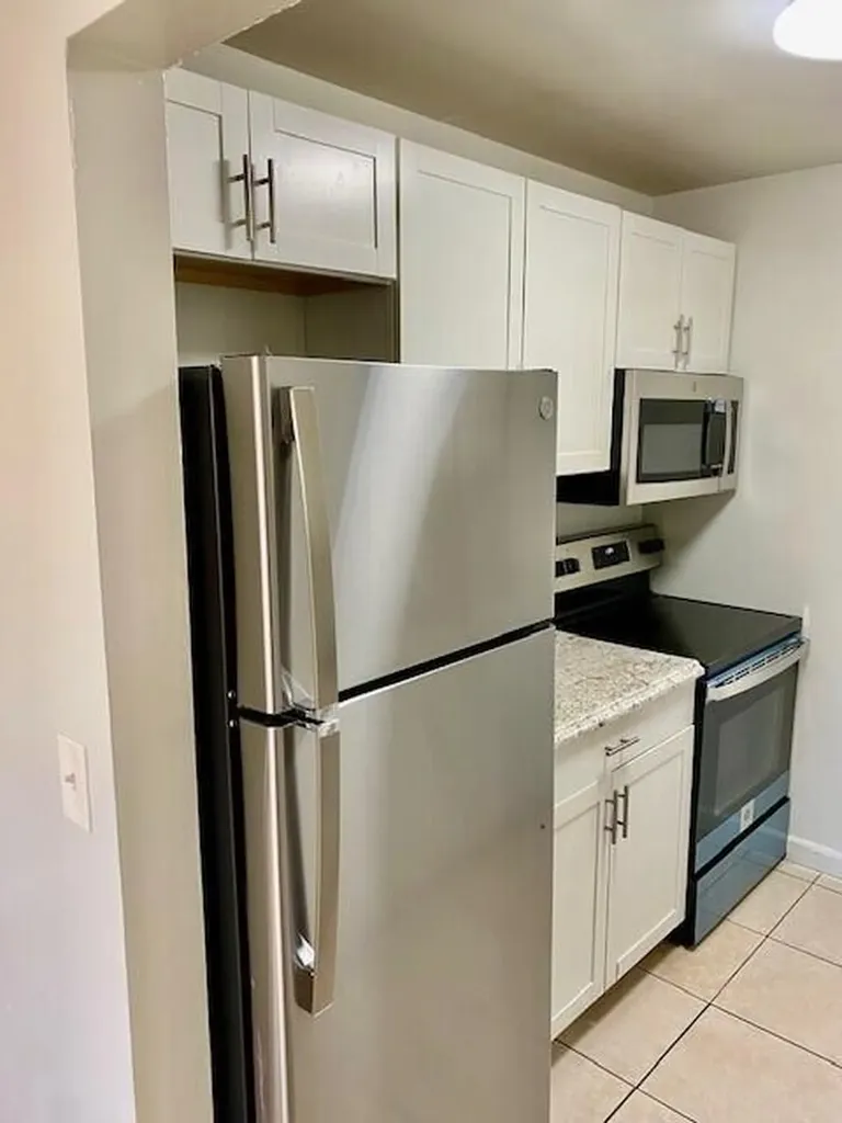 550 SW 2nd Avenue Boca Raton FL 33432