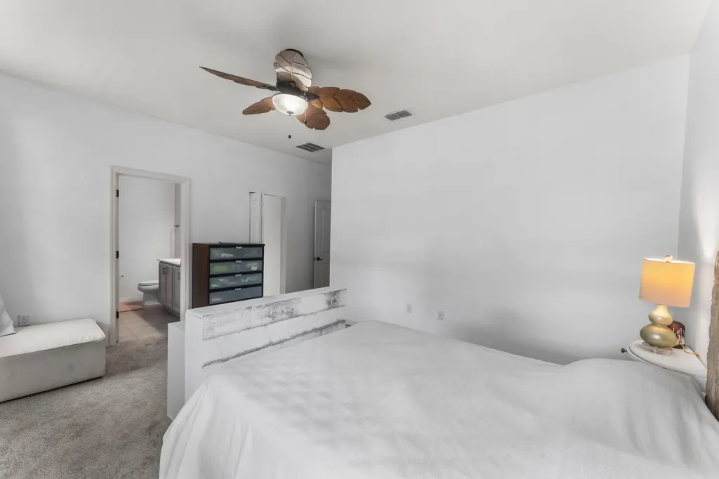 110 65th Avenue E Bradenton FL 34203