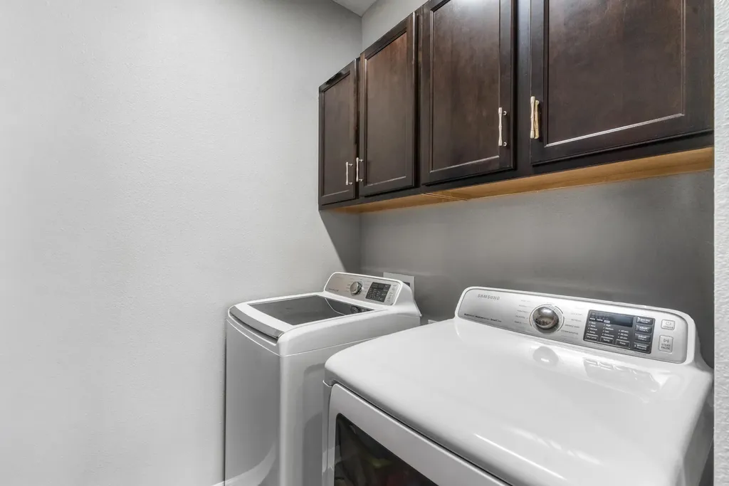 110 65th Avenue E Bradenton FL 34203