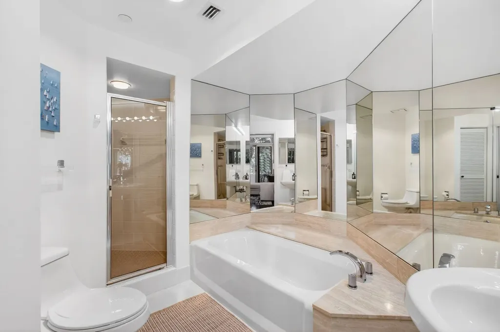 300 SE 5th Avenue Boca Raton FL 33432